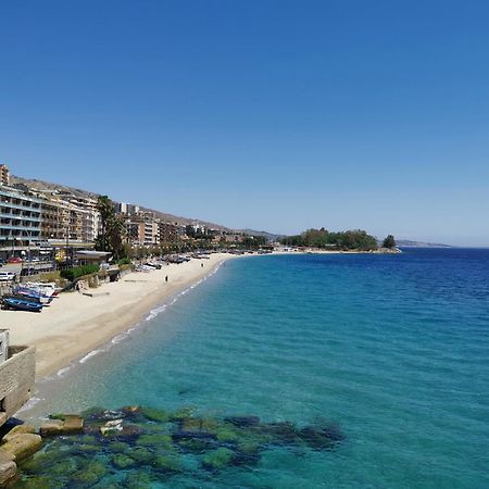 Blu Mediterraneo B&B Messina Exterior photo